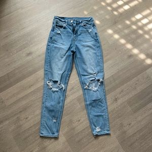 American Eagle Ripped jeans